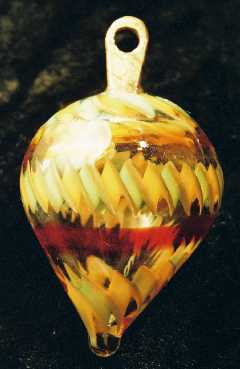 Pendentif en verre soufflé
